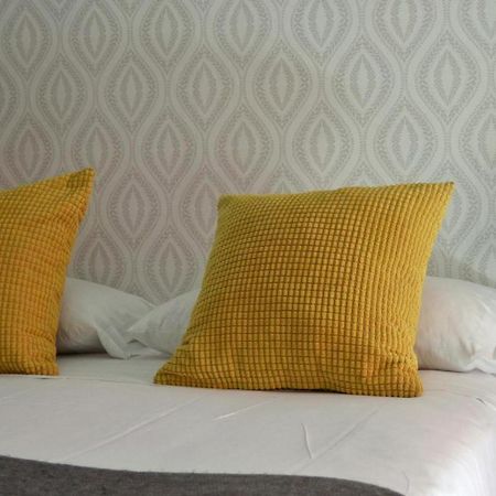 Apartamentos Altamira Sevilla Exteriör bild