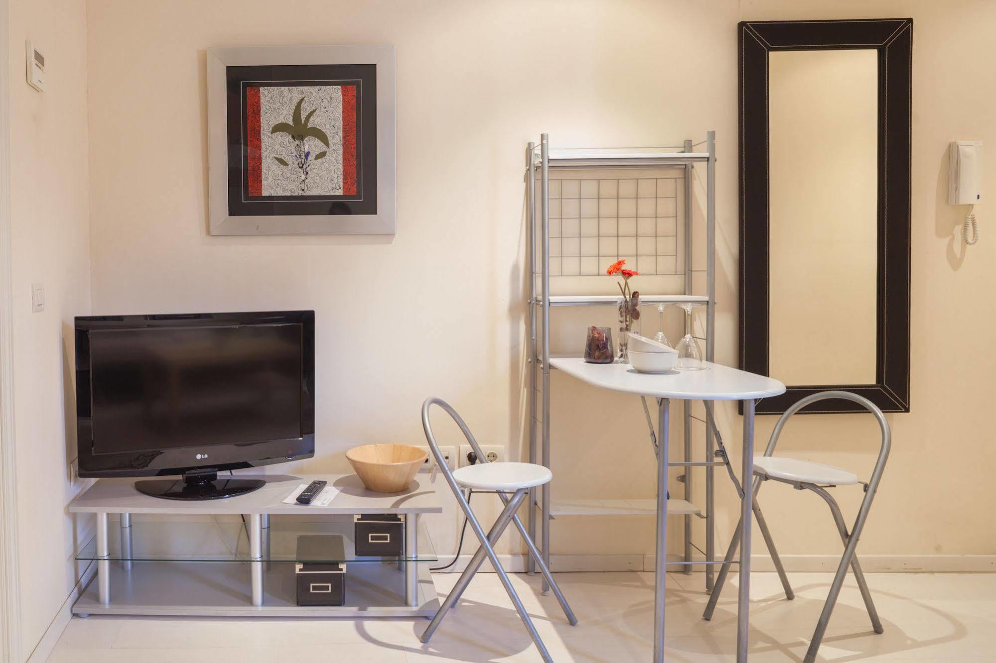 Apartamentos Altamira Sevilla Exteriör bild