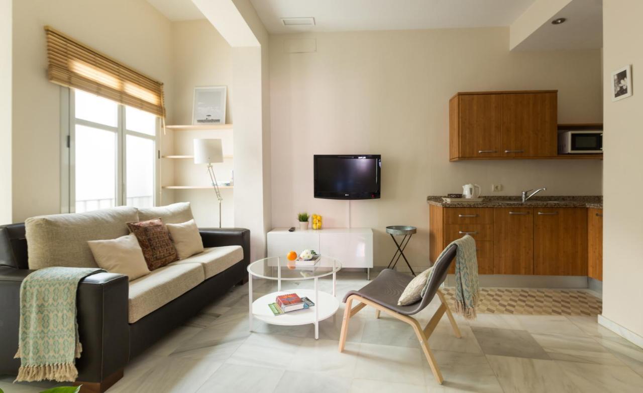 Apartamentos Altamira Sevilla Exteriör bild